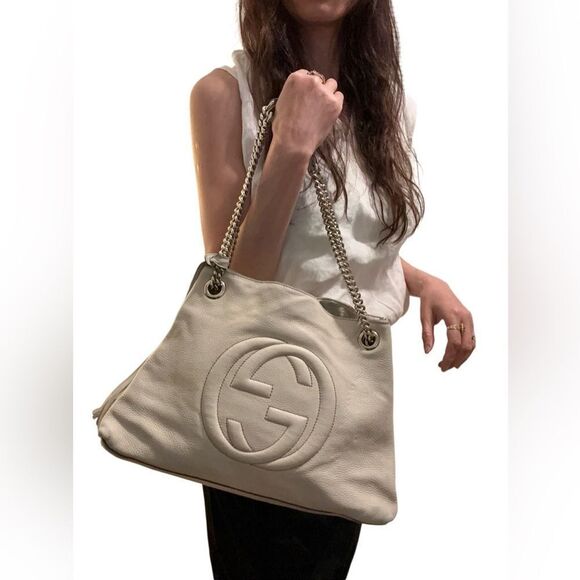 Gucci Soho White Leather Shoulder Bag with Chain Strap and Tassel - Picture 14 of 16